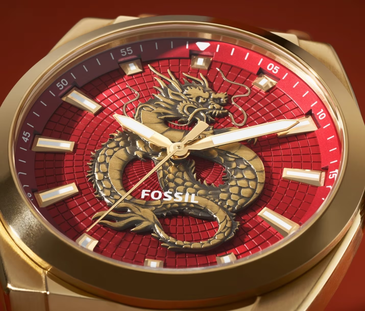dong ho con rong fossil 2024